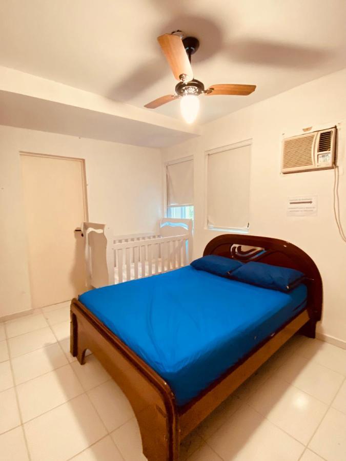 Apartamento até 10 pessoas na enseada Guarujá em condomínio clube praia piscinas salão jogos quadra futebol campo parquinho brinquedos Wi-fi Home office Esterno foto