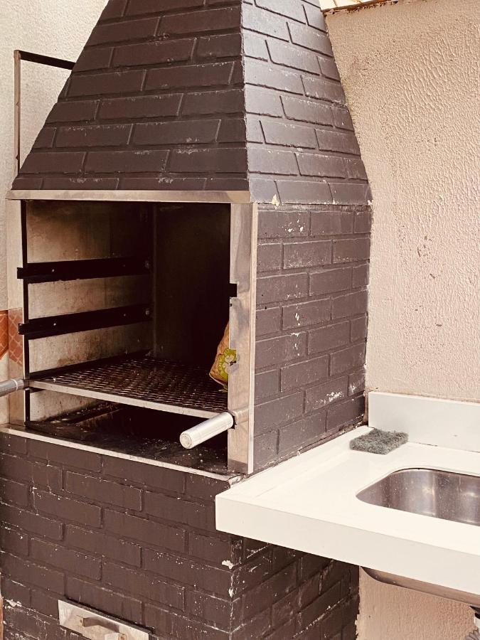 Apartamento até 10 pessoas na enseada Guarujá em condomínio clube praia piscinas salão jogos quadra futebol campo parquinho brinquedos Wi-fi Home office Esterno foto