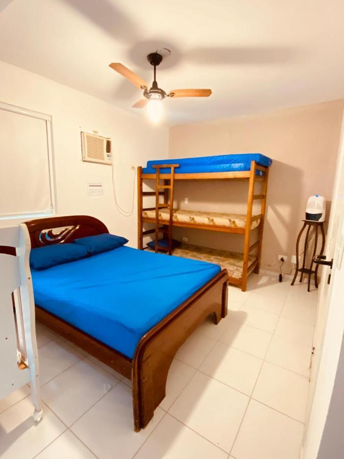Apartamento até 10 pessoas na enseada Guarujá em condomínio clube praia piscinas salão jogos quadra futebol campo parquinho brinquedos Wi-fi Home office Esterno foto