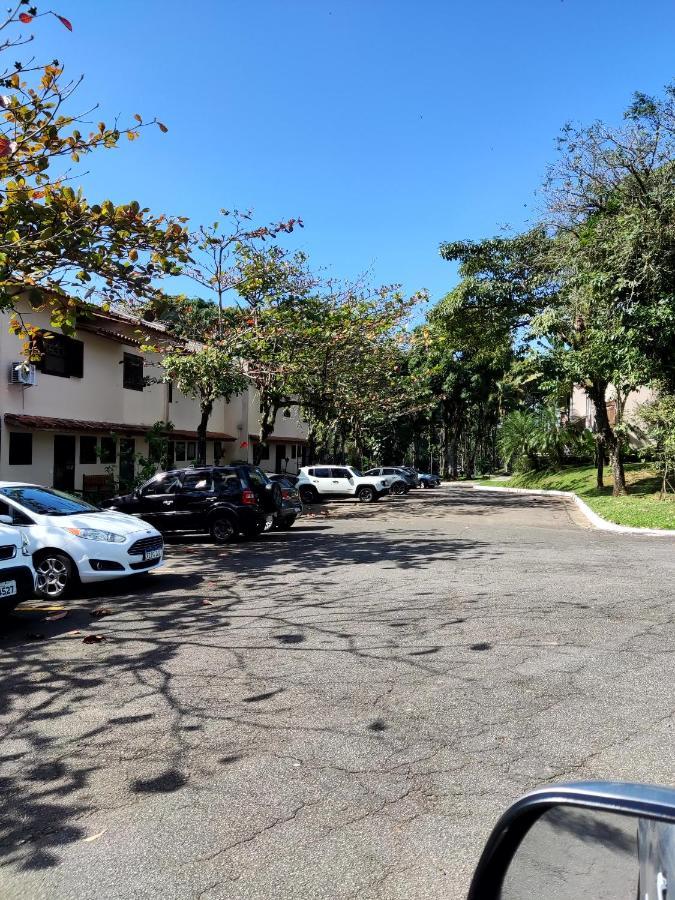 Apartamento até 10 pessoas na enseada Guarujá em condomínio clube praia piscinas salão jogos quadra futebol campo parquinho brinquedos Wi-fi Home office Esterno foto